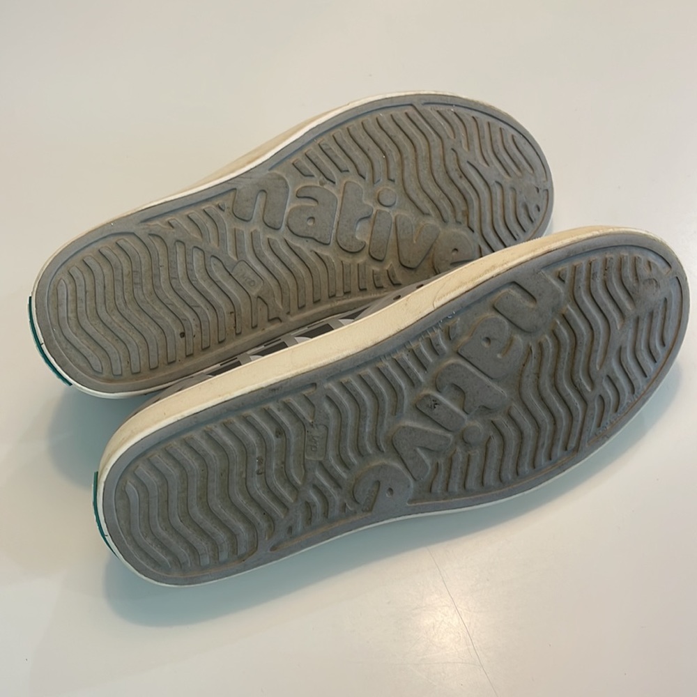 Native Shoes - Picture 6 of 8
